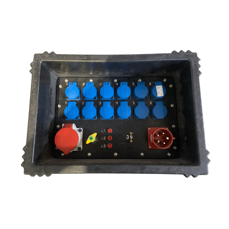 109 - A32A - Armoire électrique - P17 Tétra 32A (Out : 6 x PC16 / 1x Recopie 32A)